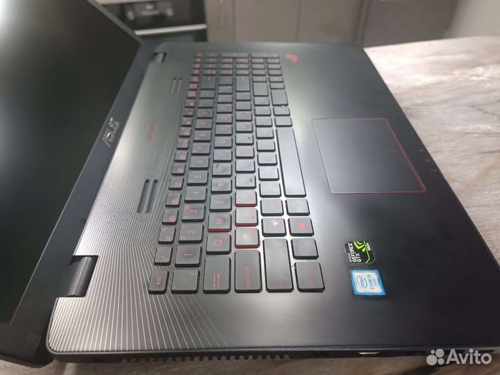 Игровой ноутбук asus 17.3