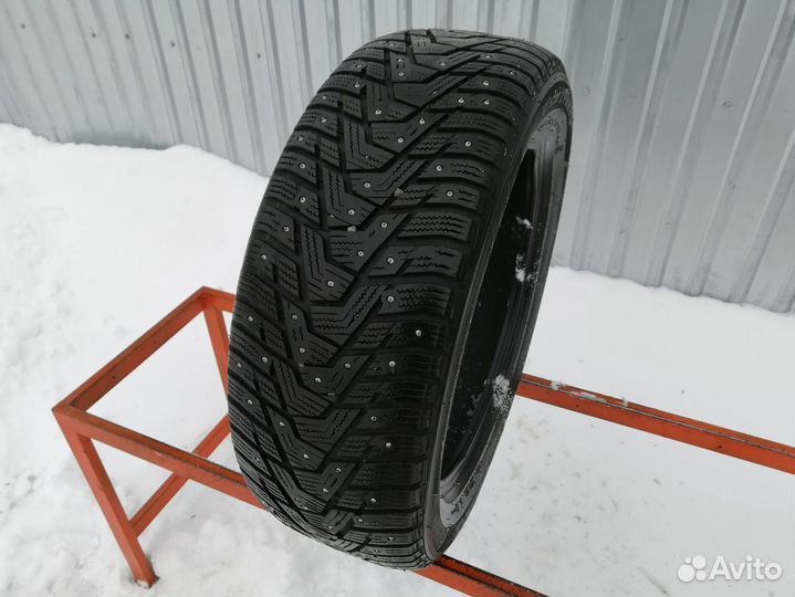 Hankook Winter I'Pike RS2 W429 215/55 R17 98T