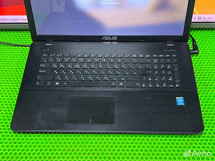 Ноутбук Asus Pentium N3530