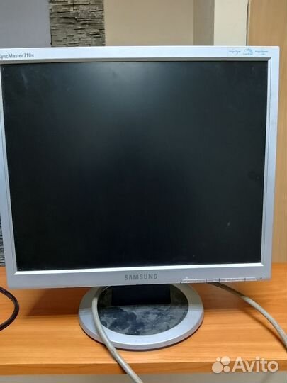 Монитор для компьютера 17 дюйма бу