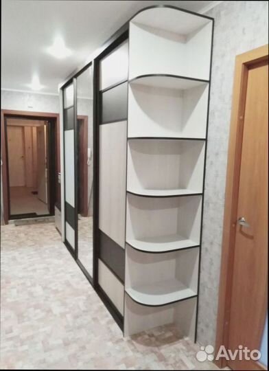 Шкафы распашные