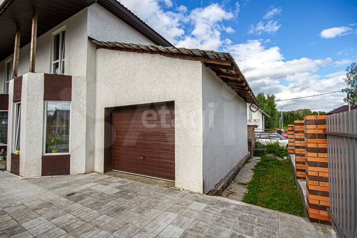 Дом 151 м² на участке 4,2 сот.