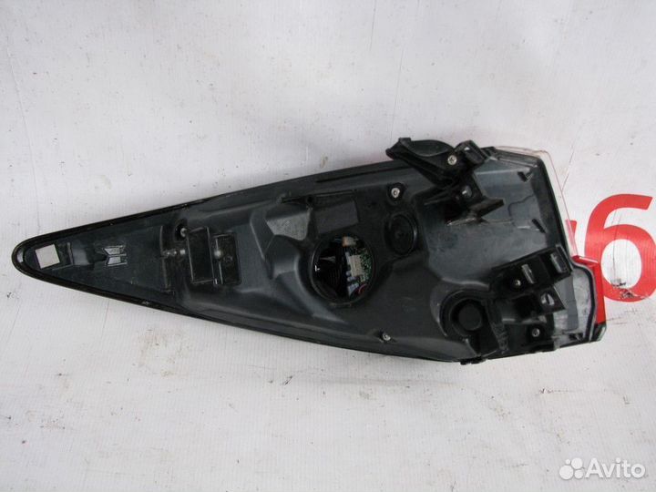 Lexus Rx 4 фонарь задний правый 2016+