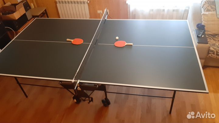 Теннисный стол для помещений