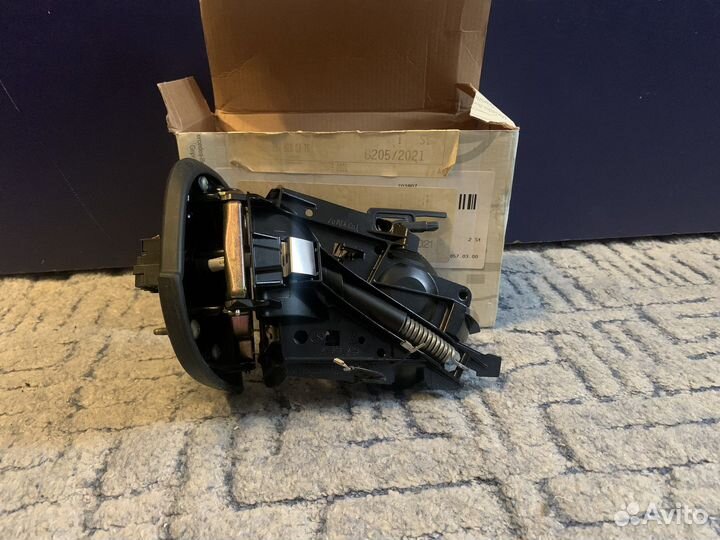 Комлпект левого зеркала Mersedes 210