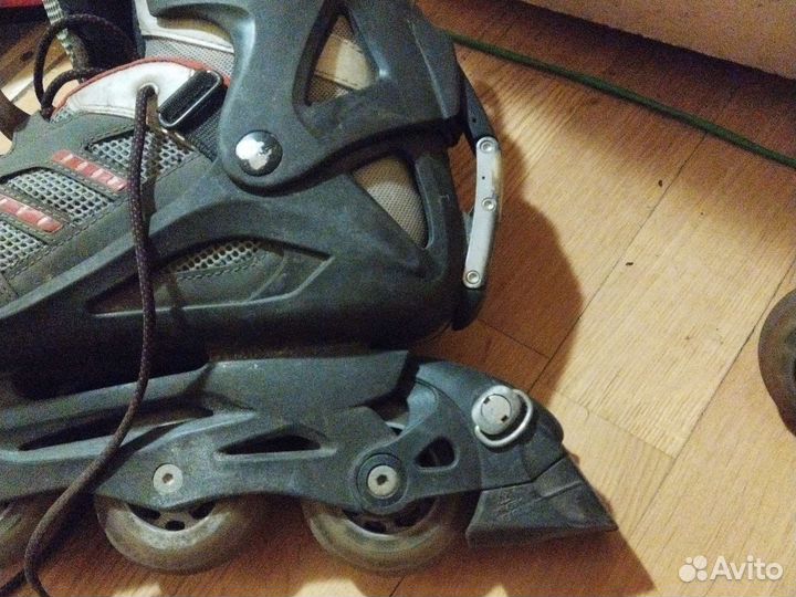 Роликовые коньки