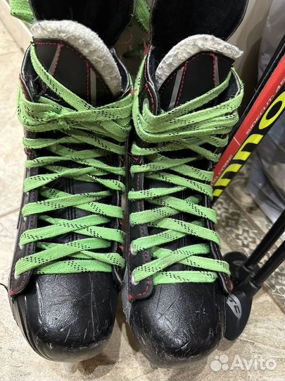 Хоккейные коньки bauer vapor x200