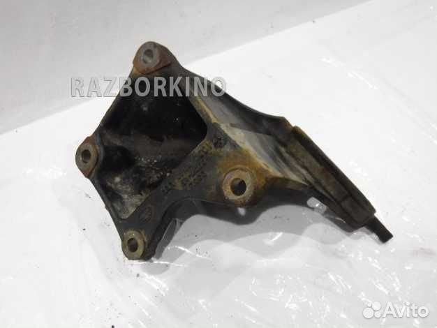 Кронштейн двигателя 1418998