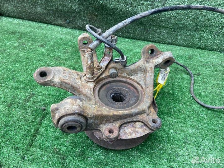 Поворотный кулак задний правый Mercedes-Benz E