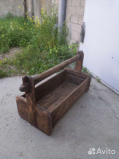 Старинный ящик для инструмента