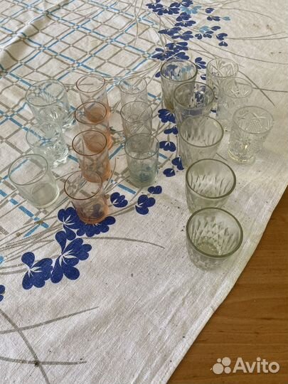 Стаканы, рюмки разнобой