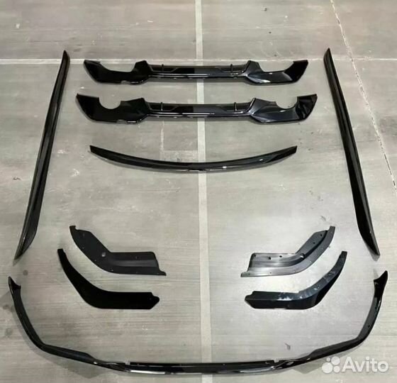 Обвес M performance на BMW G20