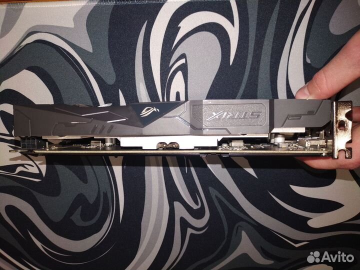 GTX 1050 Ti Asus Strix