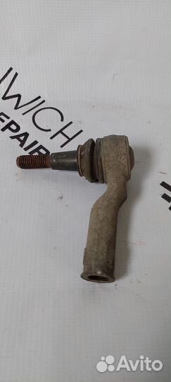 Наконечник рулевой левый Land Rover RR L405
