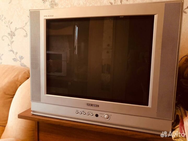 Телевизор Samsung cs 21K3Q