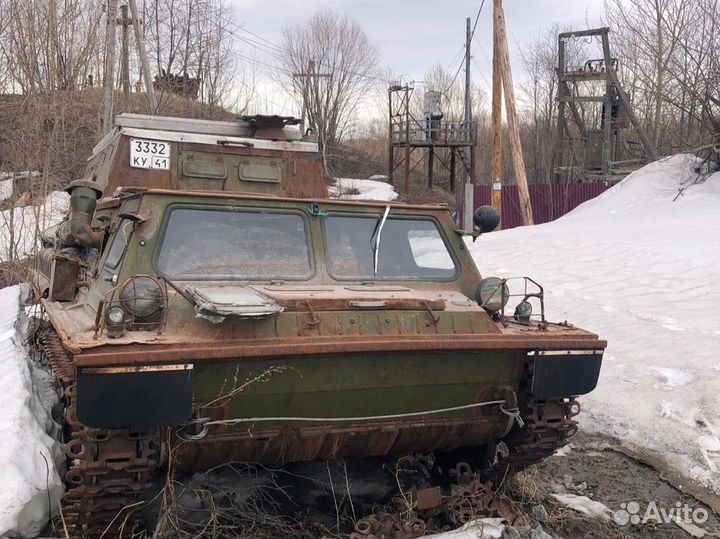 Гусенечный транспортер Газ-71