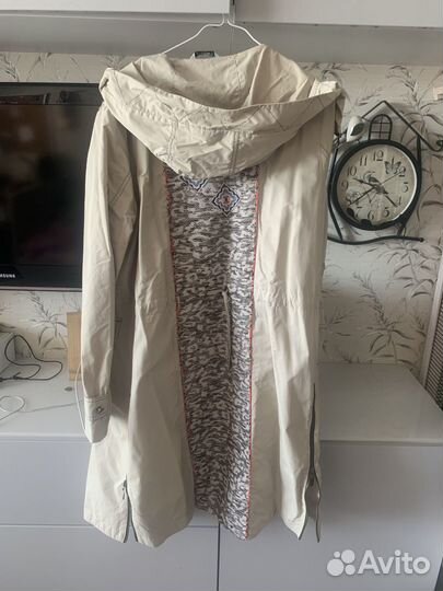 Плащ женский 54 размер