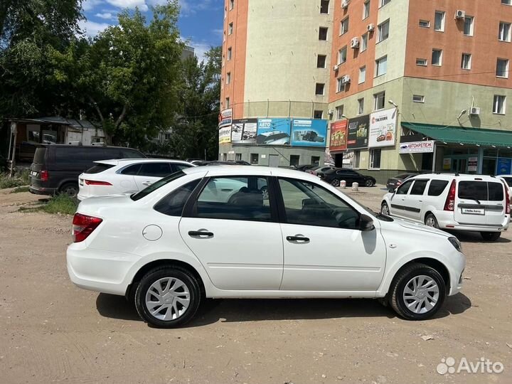 LADA Granta 1.6 МТ, 2019, 30 500 км