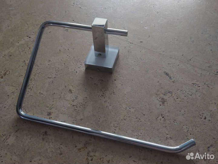 Вешалка для полотенца