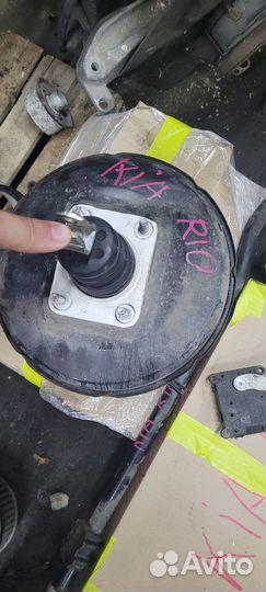 Вакуумный усилитель тормозов Kio Rio2