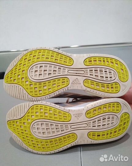Кроссовки adidas
