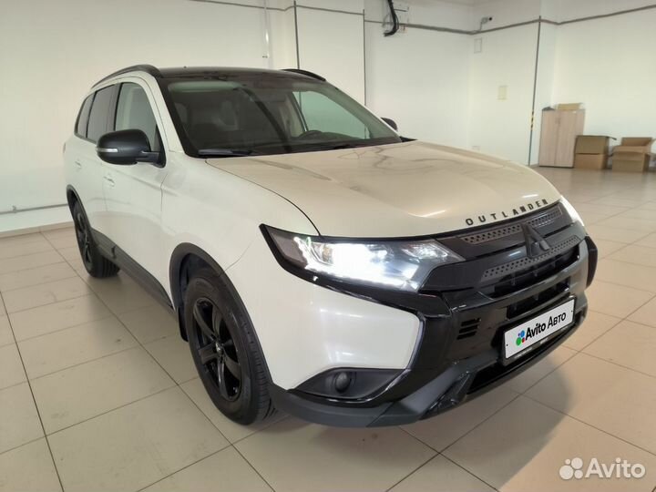 Mitsubishi Outlander 2.0 CVT, 2019, 221 670 км