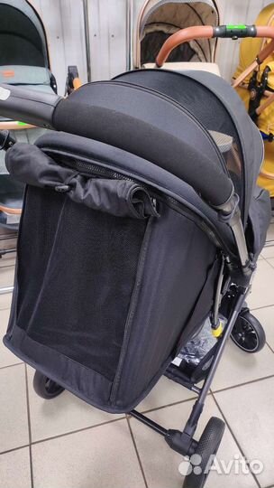 Прогулочная коляска с перекидной ручкой luxmom525