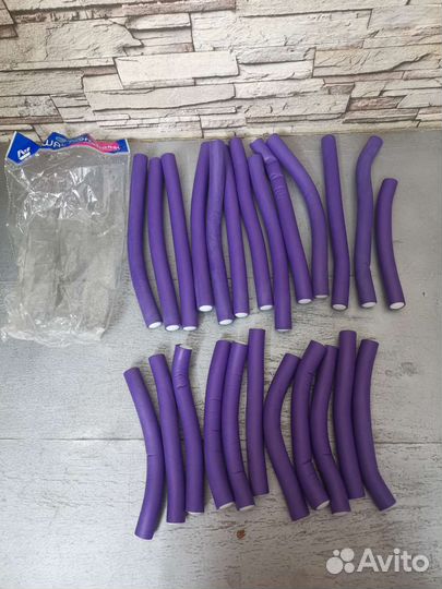 Коклюшки, бигуди, шапочка для мелирования, фартук