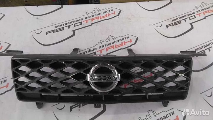 Решетка радиатора nissan X-trail NT30 PNT30 T30 2