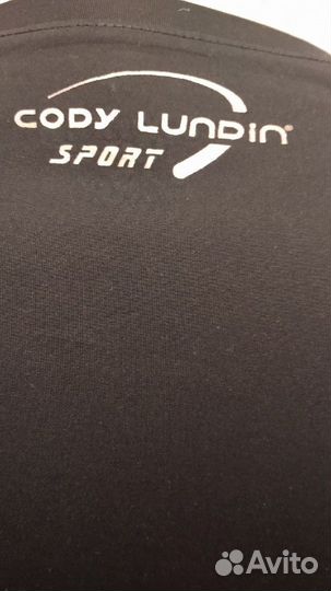 Рошгард состояние нового.Одевали пару раз.Разм.48