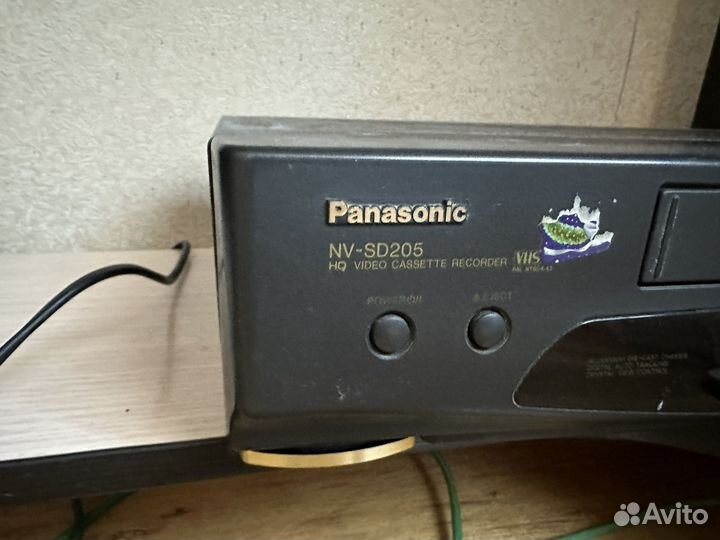Видеомагнитофон кассетный panasonic nv-sd205