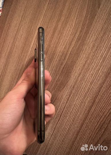 iPhone Xs, 64 ГБ