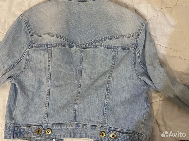 Джинсовая куртка