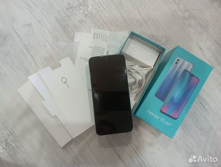 HONOR 10 Lite, 3/32 ГБ