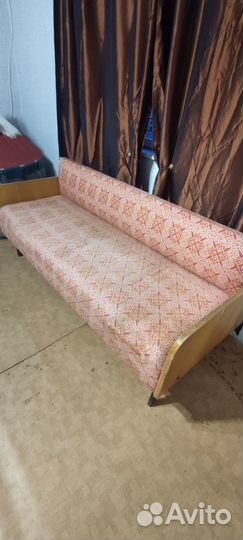 Диван советский, пружинный
