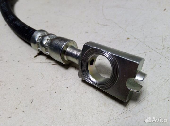 Шланг тормозной Volkswagen Passat B5 2000-2005
