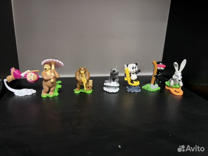 Игрушки из киндера маша и медведь 8