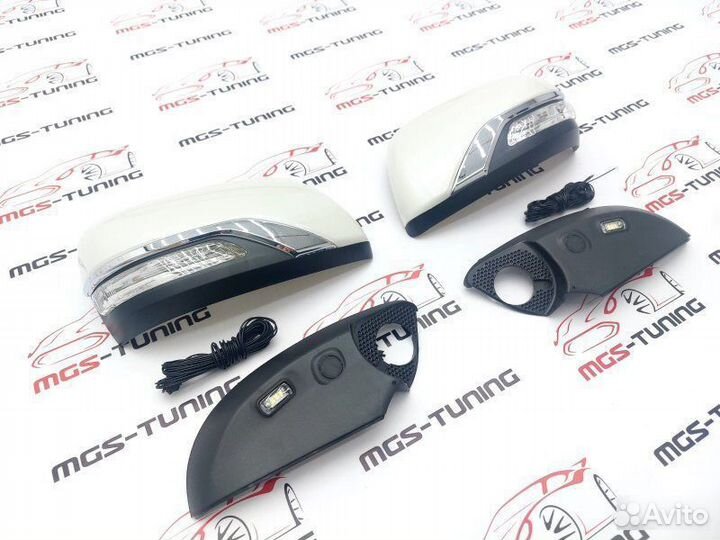 Крышки зеркал Land Cruiser 200 Executive White