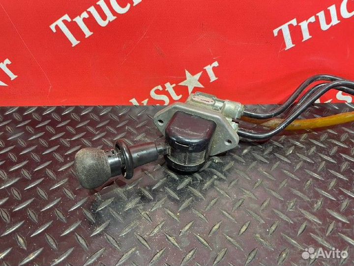 Кран ручного тормоза