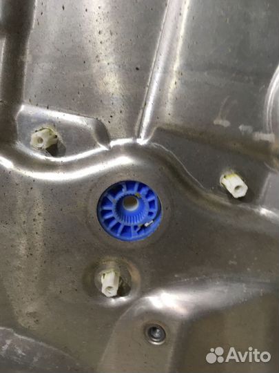 Стеклоподъемник задний левый Мерседес W221