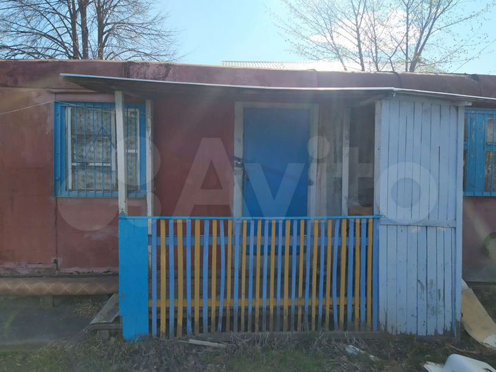 Дом 40 м² на участке 8,4 сот.