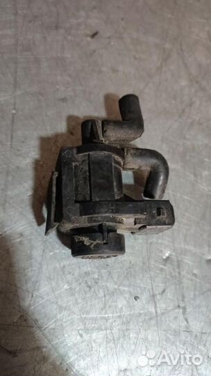 Электромагнитный клапан Volkswagen Polo 3 1998