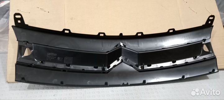 Решётка радиатора Citroen Berlingo B9