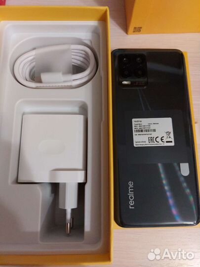 Realme 8