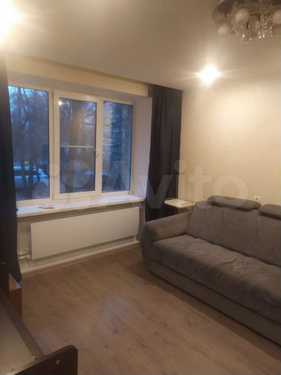 1-к. квартира, 35 м², 1/4 эт.