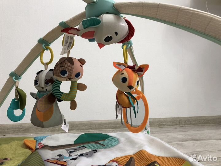 Развивающий коврик tiny love