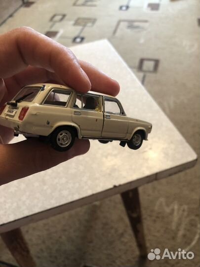 Модель ваз-2104 1:43 автобан