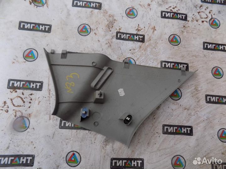 Обшивка стойки Corsa D 2006-2015