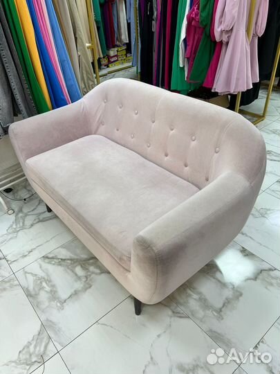 Диванчик диван розовый