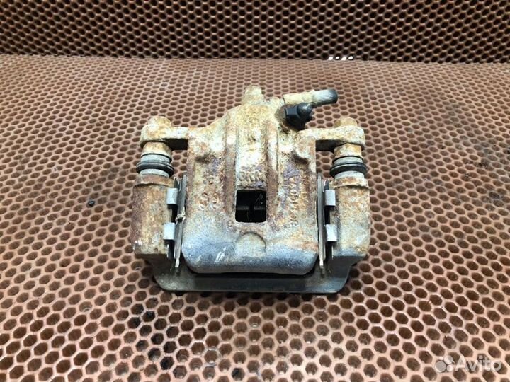 Суппорт задний левый Kia Sportage JE G4GC 2006